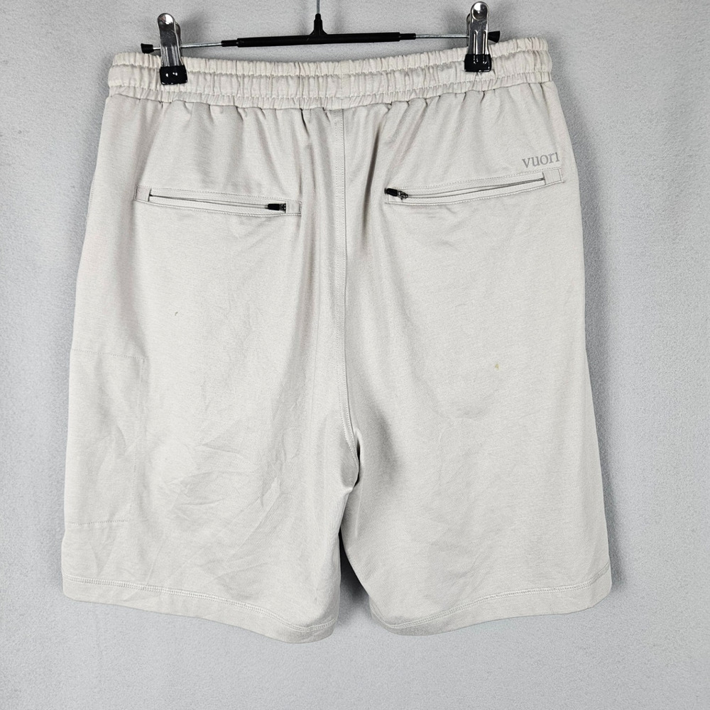 Vuori Mens Sunday Performance Shorts Size M Athletic Running Workout Gym Casual - Picture 2 of 6